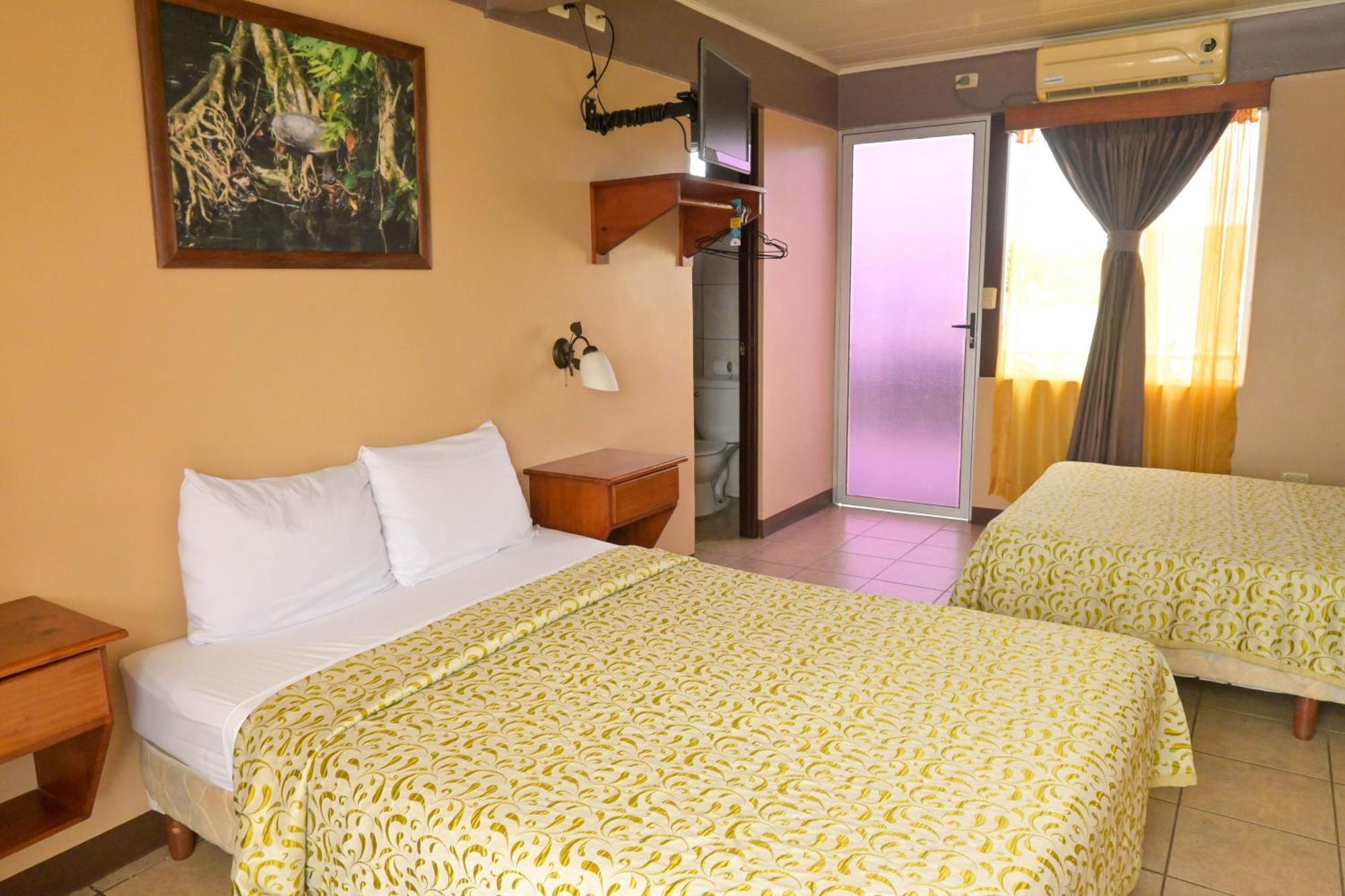 Hotel Las Colinas La Fortuna Luaran gambar