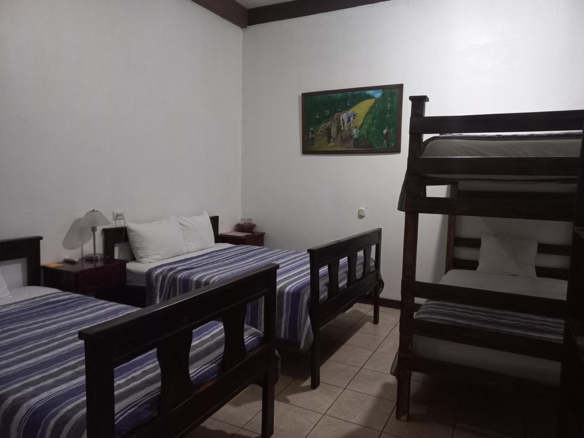 Hotel Las Colinas La Fortuna Luaran gambar