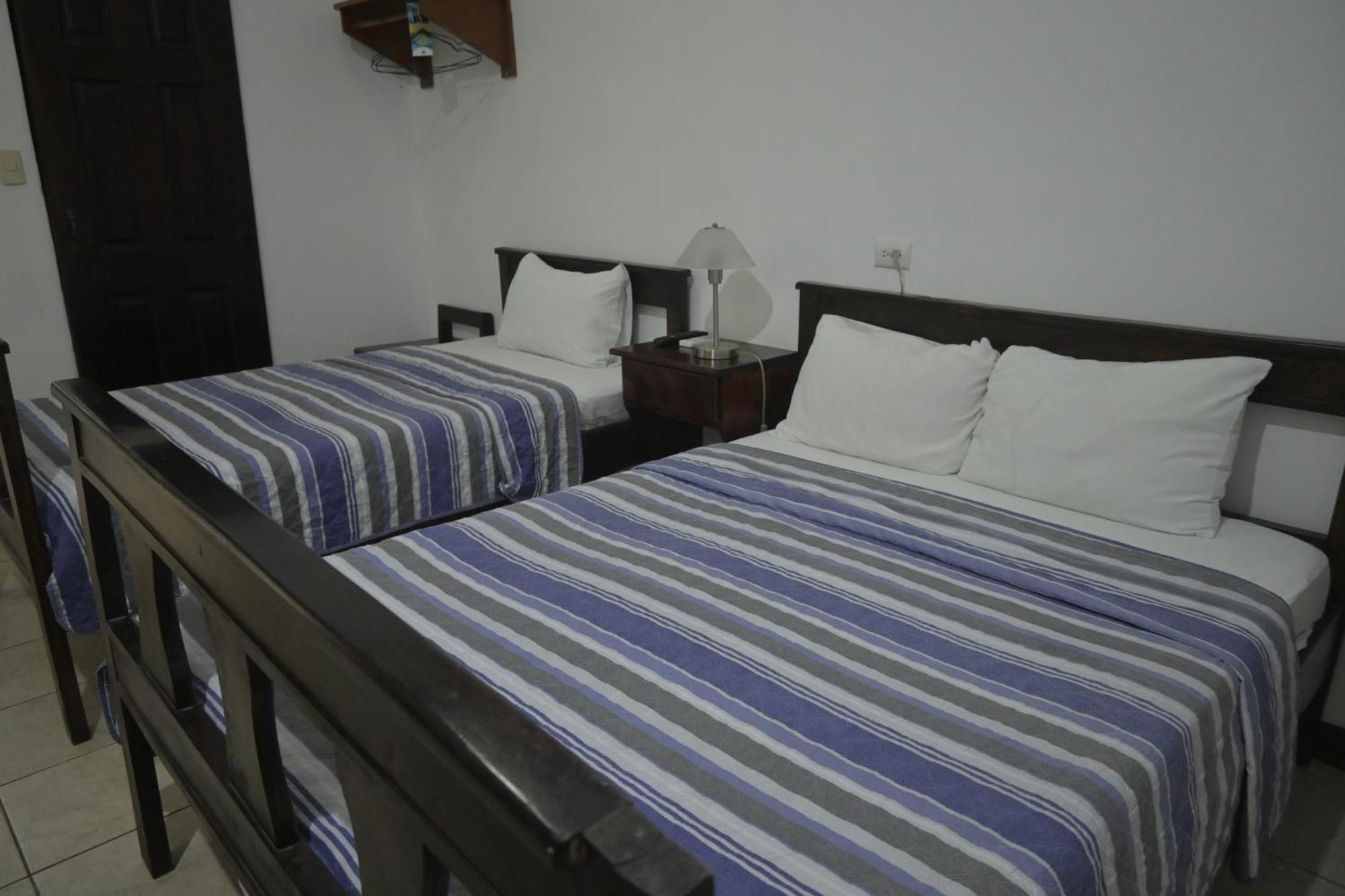 Hotel Las Colinas La Fortuna Luaran gambar
