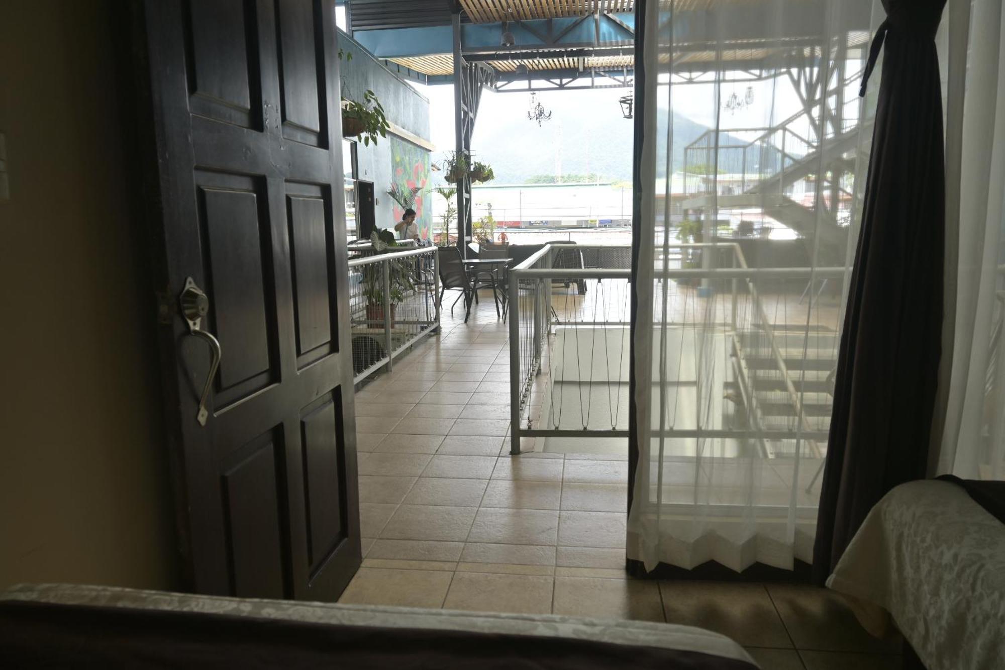 Hotel Las Colinas La Fortuna Luaran gambar