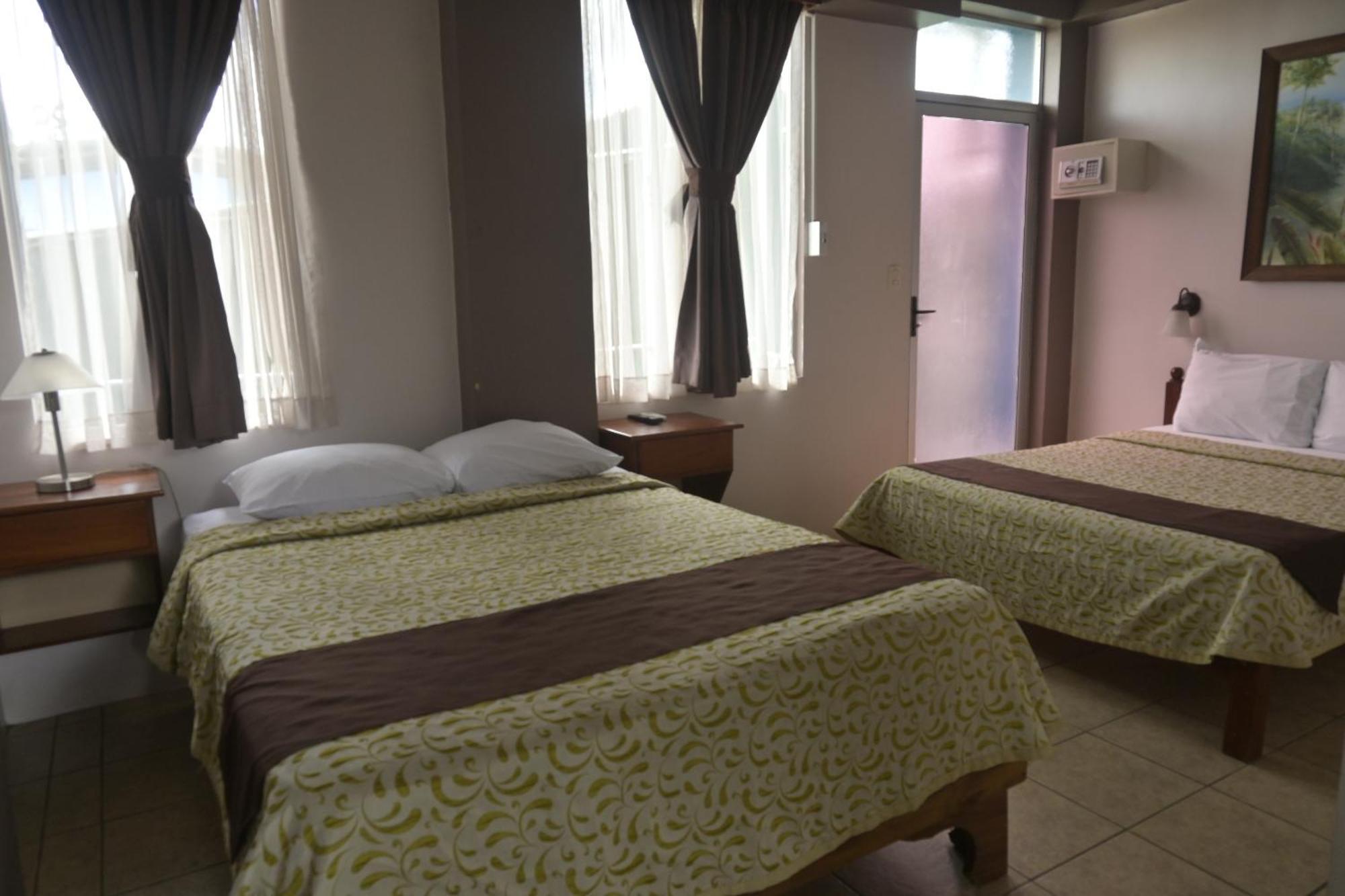 Hotel Las Colinas La Fortuna Luaran gambar