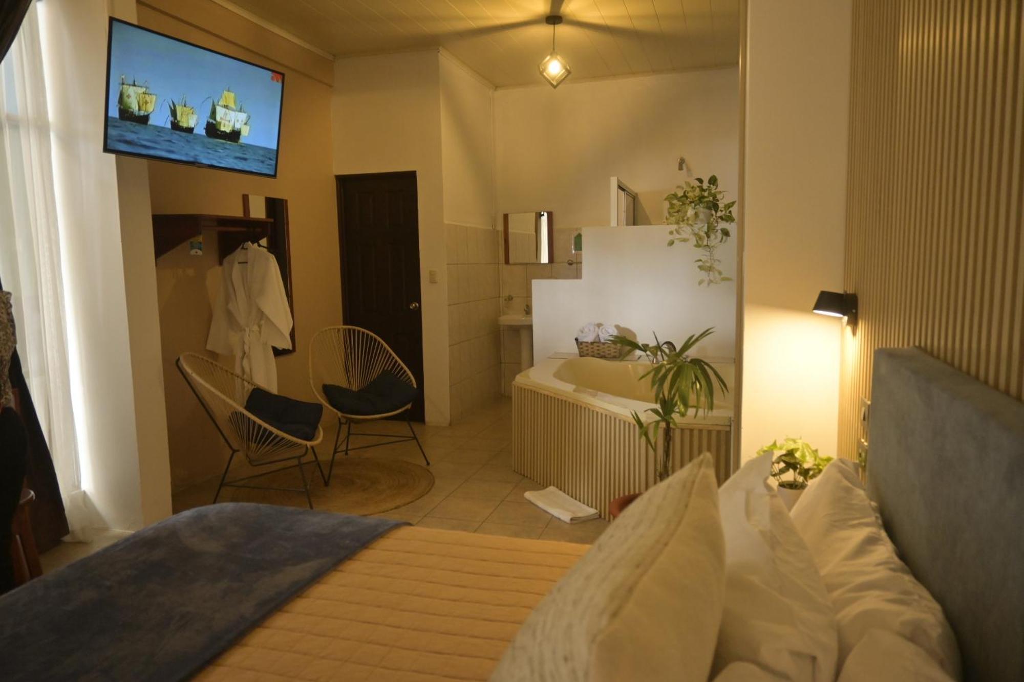 Hotel Las Colinas La Fortuna Luaran gambar
