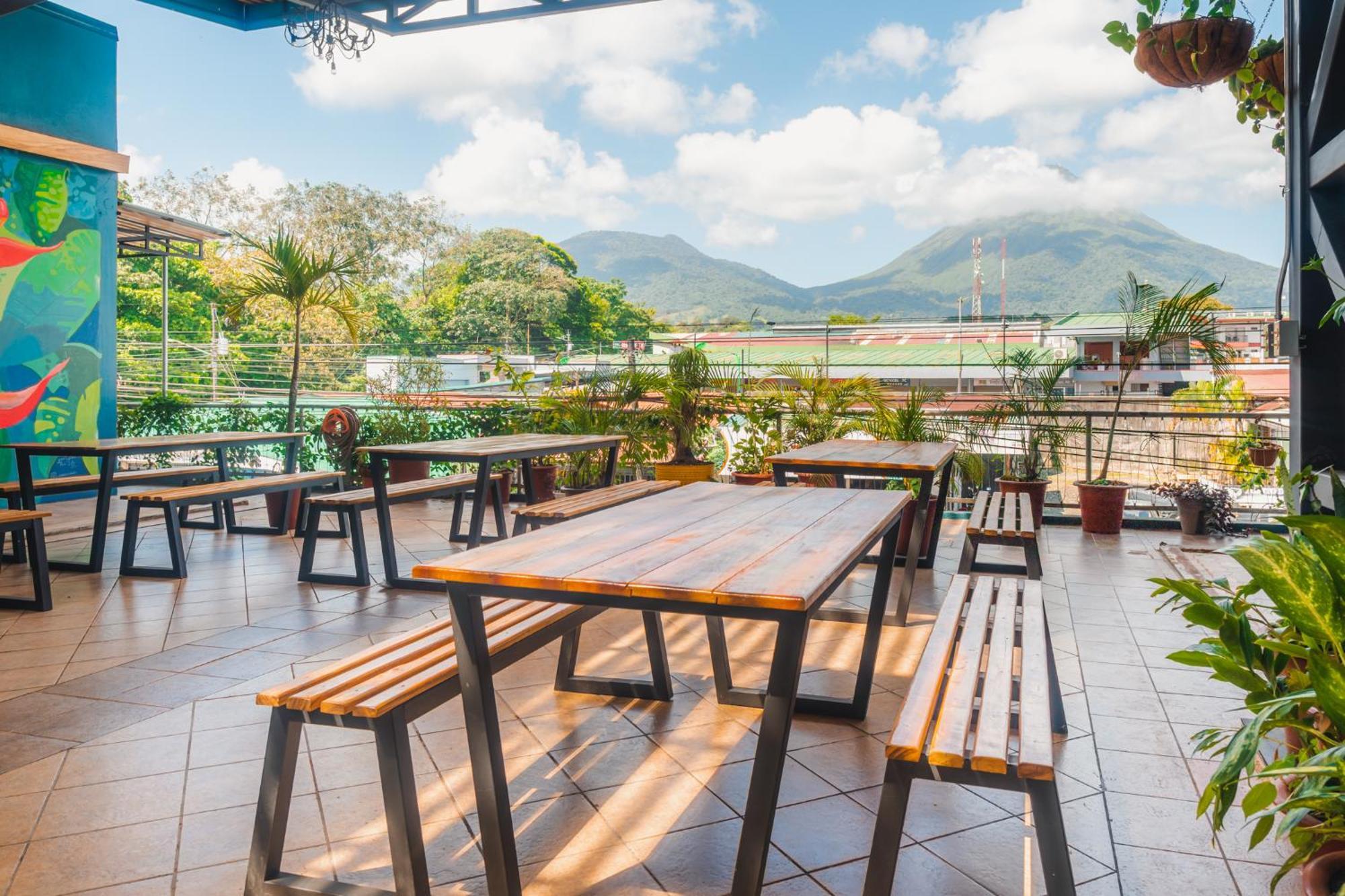 Hotel Las Colinas La Fortuna Luaran gambar